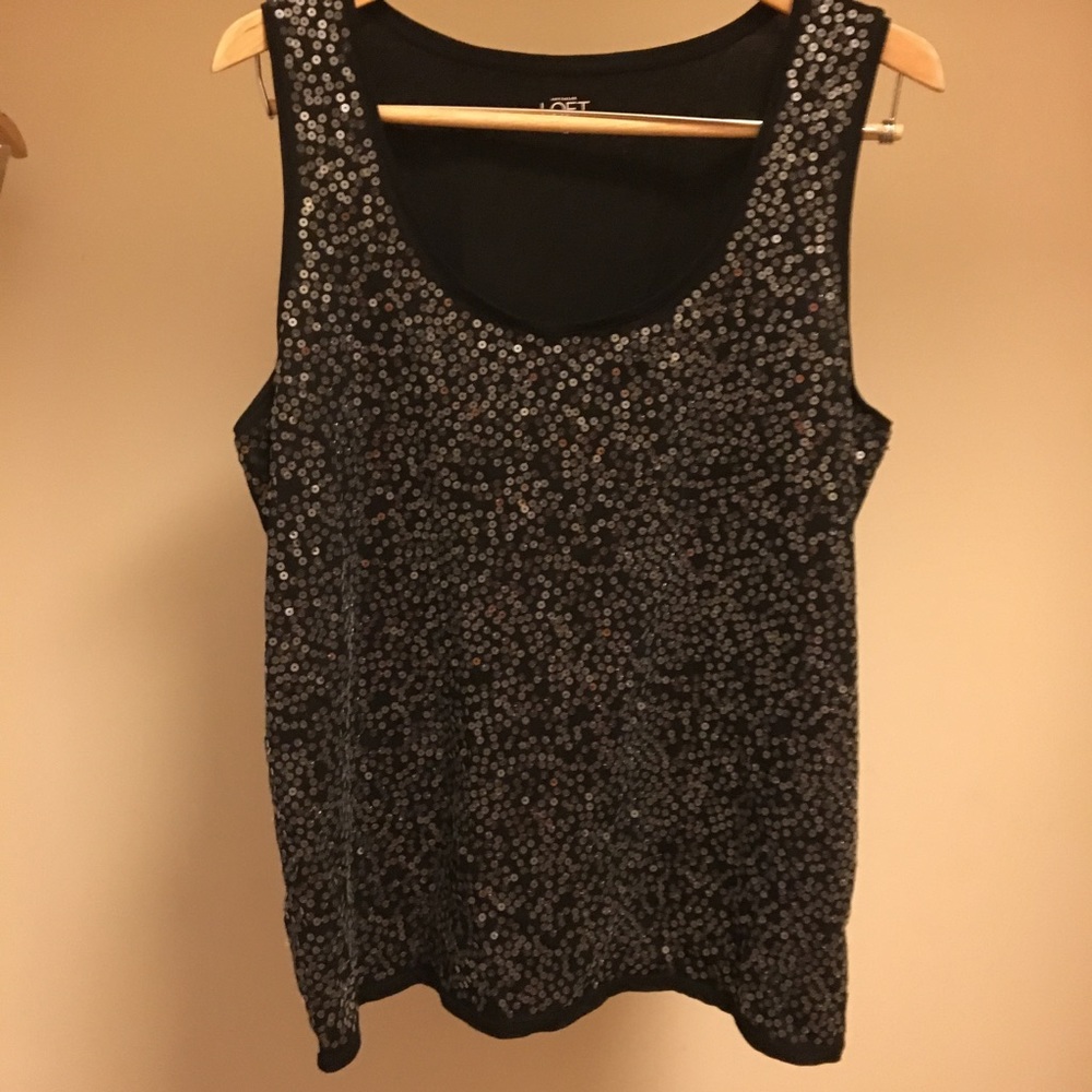 ANN TAYLOR THE LOFT black sequined tank top